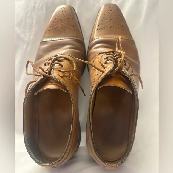 Men’s Magnanni Brown Oxford Shoes with Brogue Detailing - Picture 5 of 6